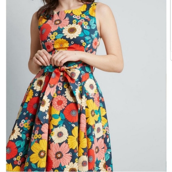 Modcloth Dresses & Skirts - RARE | NEW | Modcloth | Retro Blossoms Dress
